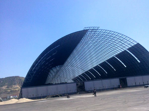 叶城桶壳螺栓球网架工程